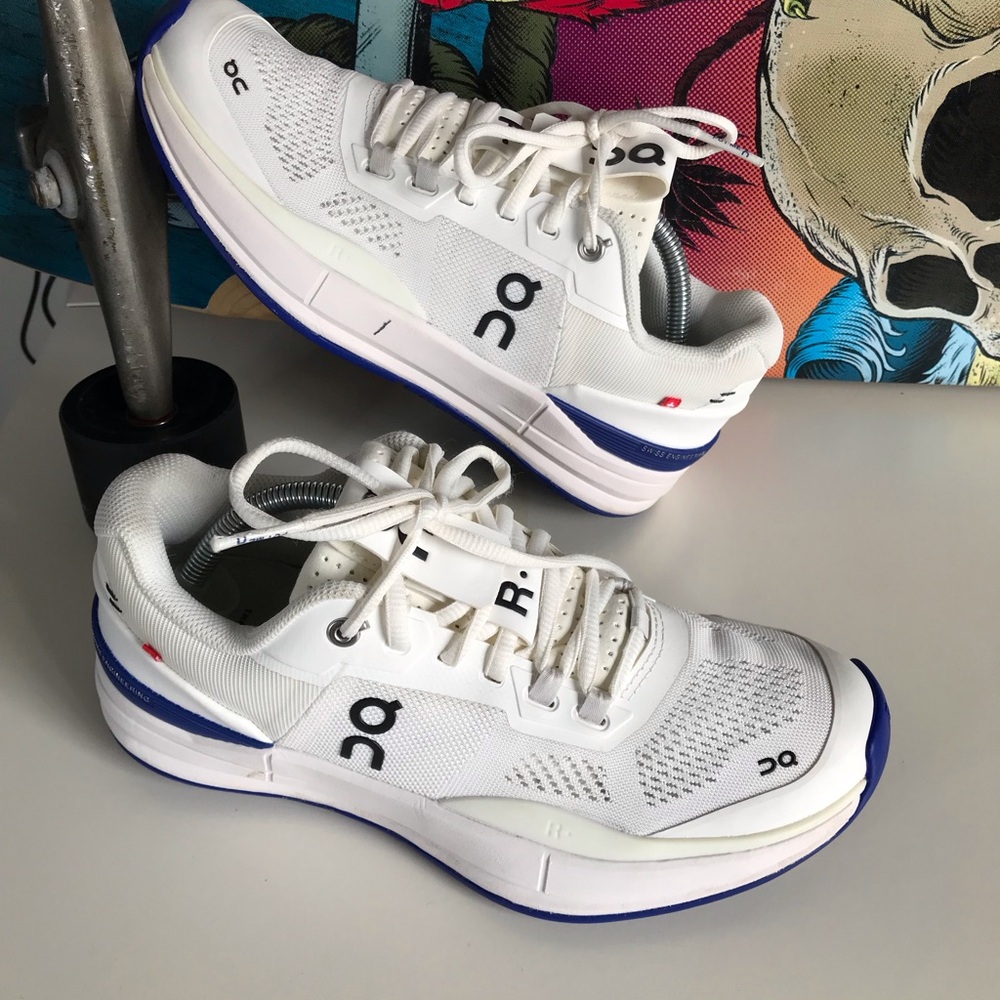 On Women’s THE ROGER Pro Sz 8